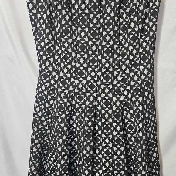 Calvin Klein Laser Cut - Out Fit and Flare Dress Black and White Size 16 - Picture 1 of 9